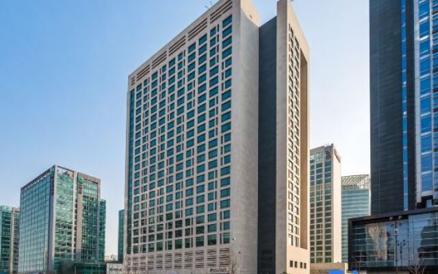 Financier Executive Residence