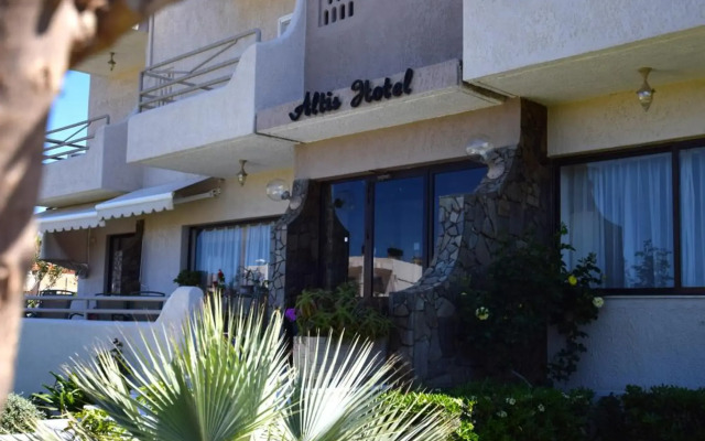 Altis Hotel