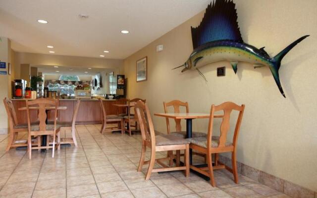 Microtel Inn and Suites Brunswick