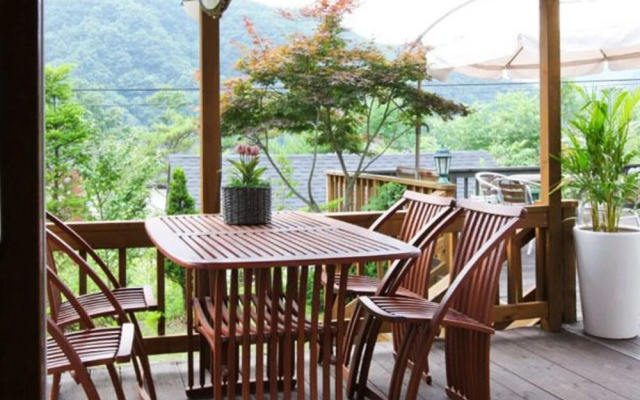 Hongchen Happy Day Pension