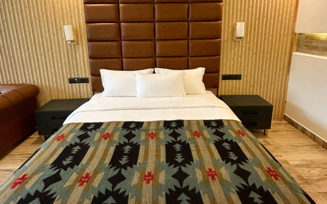Lake View Resort