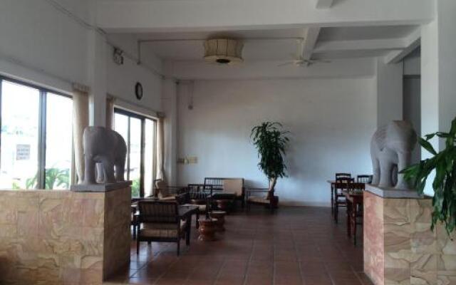 Mekong Hotel