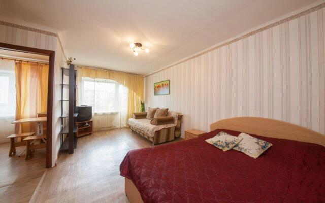 Apartments Kvartirov on str. Ady Lebedevoj, 150