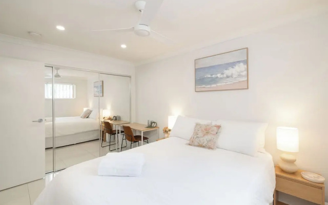 16 Freney St