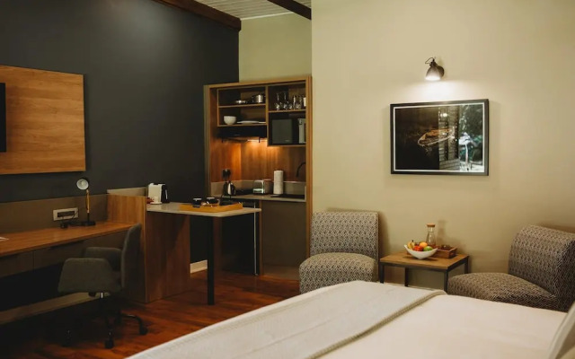 The 5 Sandalwood Lodge is Situated in Mount Pleasant - 2019