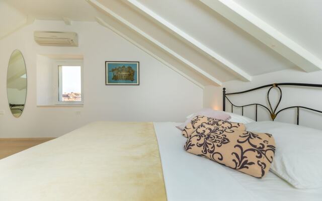 Hedera Estate, Hedera A19