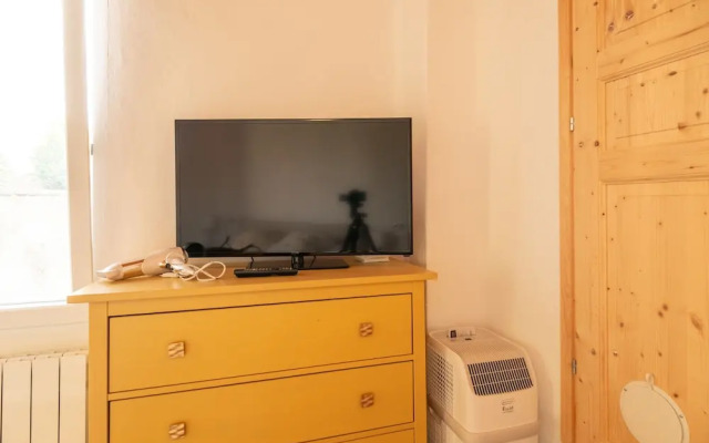 Aperol in Iseo With 1 Bedrooms and 1 Bathrooms