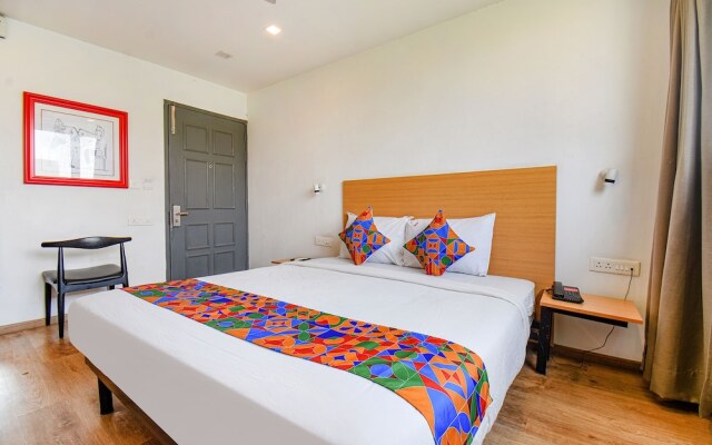 FabHotel Alpha Center