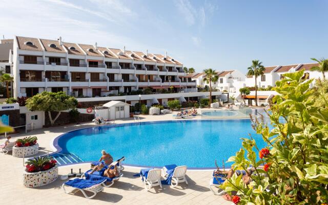 Home2Book Las Américas Beach & Pool