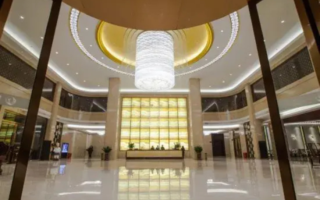 Justin Hotel