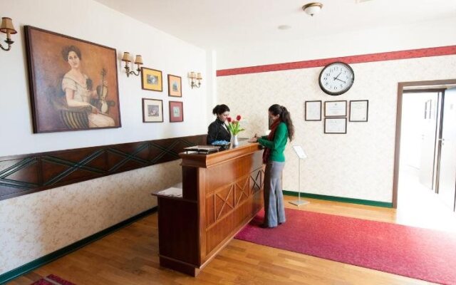 Hotel Ana Inn