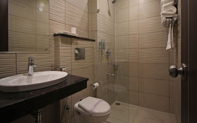 OYO 8132 Hotel Kukreja
