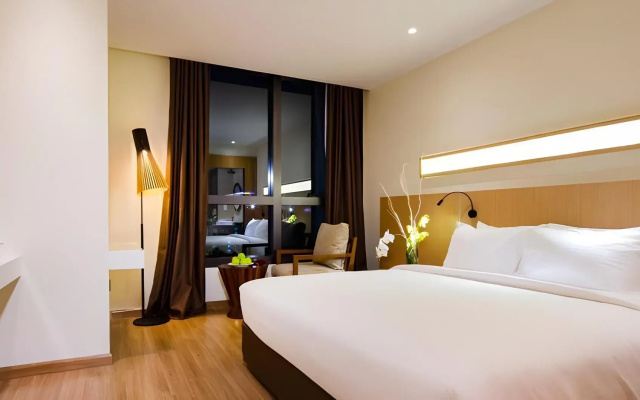 Отель Starcity Bayfront Nha Trang