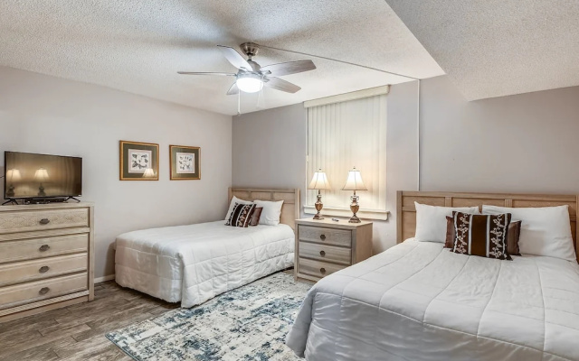 Dolphin Point 103b 2 Bedroom Condo by RedAwning