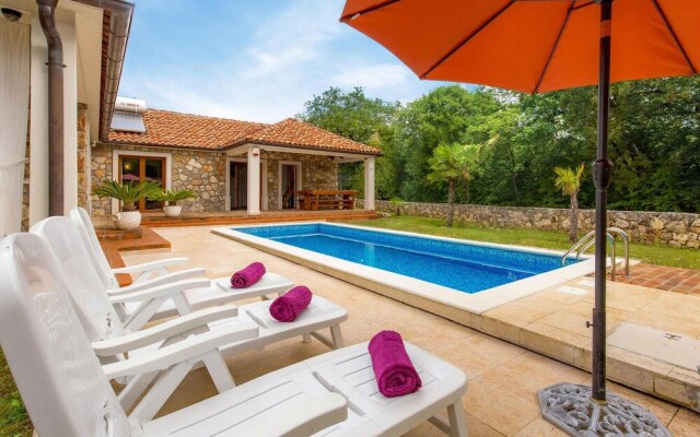 Amazing Home in Gostinjac With Wifi and 3 Bedrooms