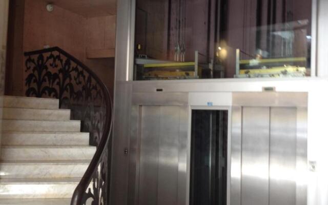 APARTAMENTO EN PLENO CENTRO DE LUJO CALLE CURA nº 2