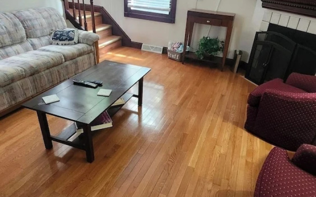 Spacious 3BR Stay Pet Friendly + Wi-fi