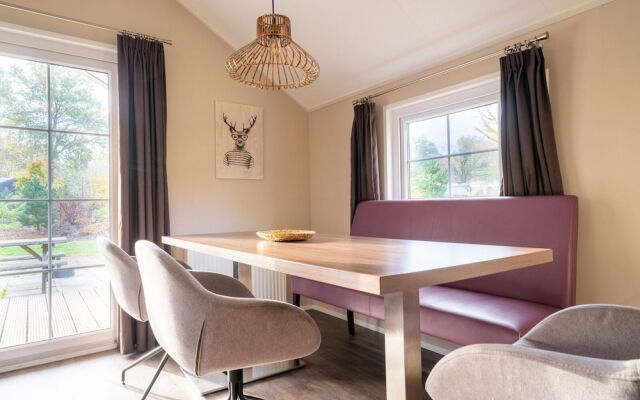 Comfortable Chalet Near Park De Veluwe