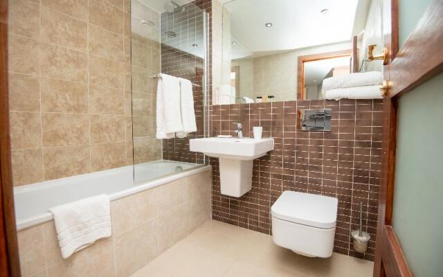 OYO Livin’ Serviced Apartments