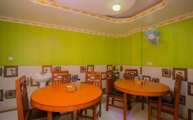 OYO 222 Hotel New Himalayan