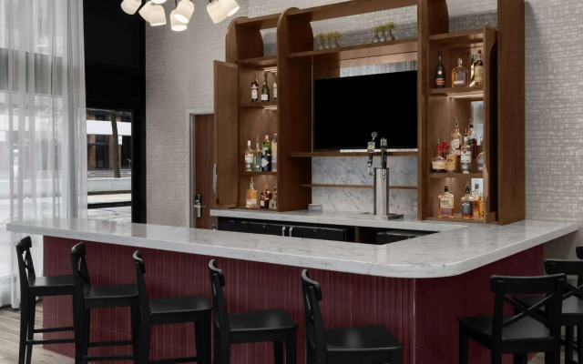 Hampton Inn Cleveland-Downtown