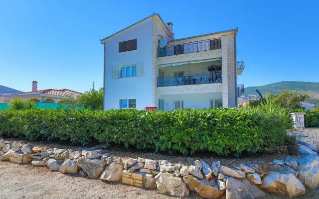 Scenic Elegant Trogir Villa With Pool