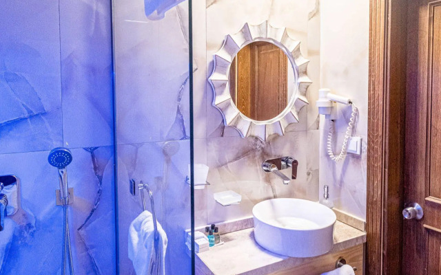 Assos Kervansaray Hotel - Special Class