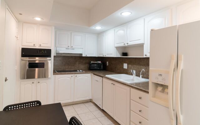 Tides Hollywood Apartments