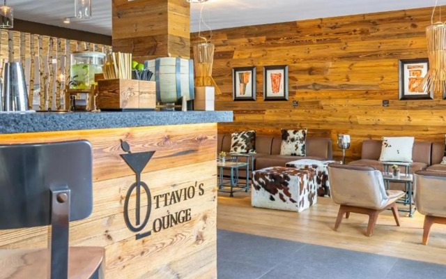 Montana Lodge & Spa, by R Collection Hotels