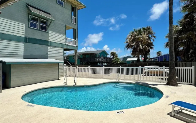Casa Palmera by Silver Sands Vacation Rentals