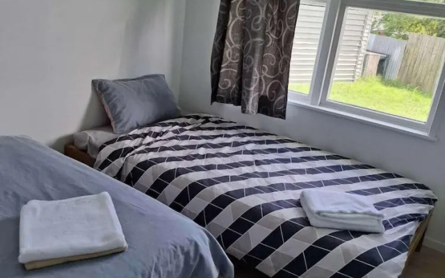 3 Bedroom House A 3 Frank St
