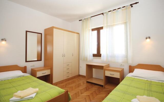 Stunning Home in Medulin With Wifi and 4 Bedrooms