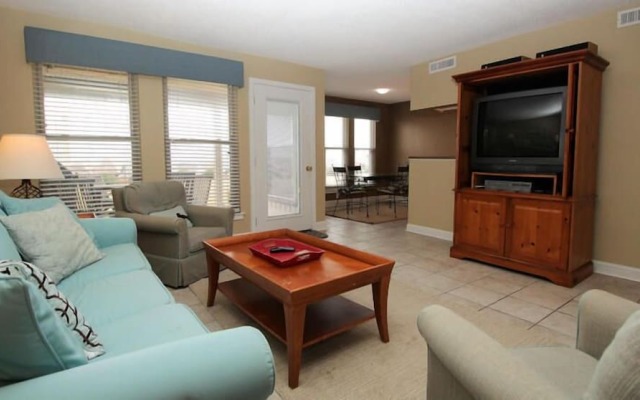 Fripp Villa Sleeps 4 With Free Amenity Passes