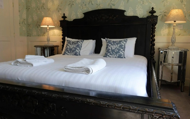 One Holyrood Hotel