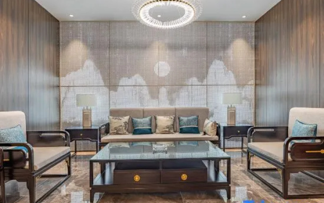 Rezen  He Yi  Hotel
