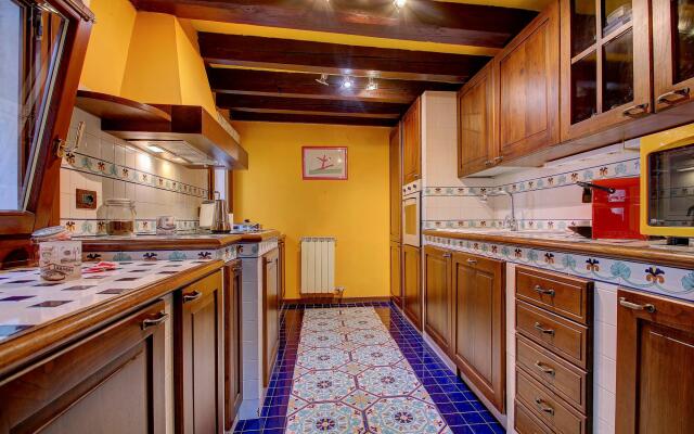 MARCOPOLO TERRACE, 5pax, 2bed, aircond, wifi
