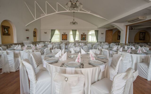 Mercure Medias Binderbubi Hotel And Spa