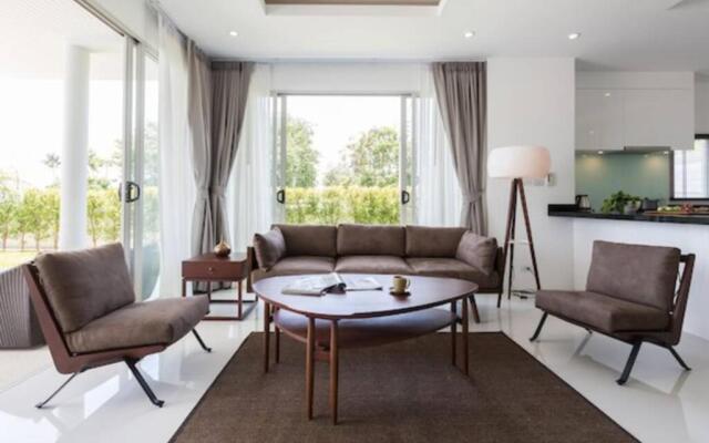 **75% DISCOUNT** 3 Bed/4 Bath SEA VIEWS BIG GARDEN