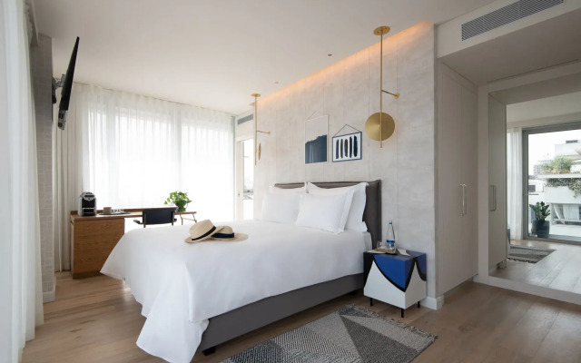 Ink Hotel