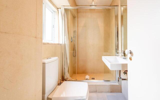 GuestReady - Groovy Fanqueiros