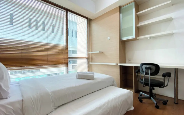 Modern Look And Comfort 2Br Kemang Village Apartment
