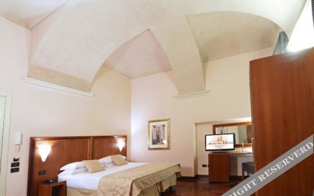 Hotel Boutique Antiche Mura