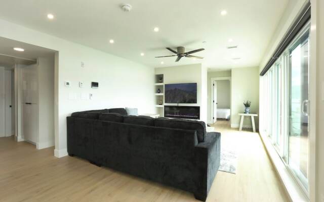 Peachview Suites