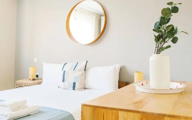 Spacious 3 Bedroom Apartment in South Kensington near Museums