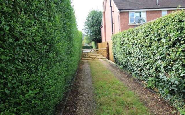 Cosy, Self-contained 1-bedroom Flat Near Nantwich