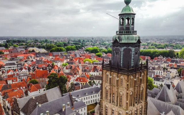 Chalet Near Trails & Town