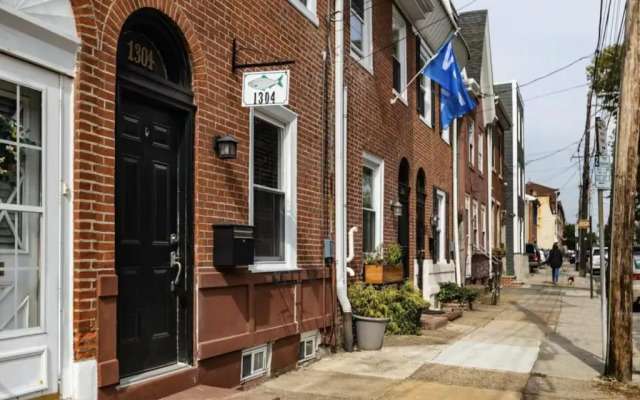 Sonder — Frankford Flats