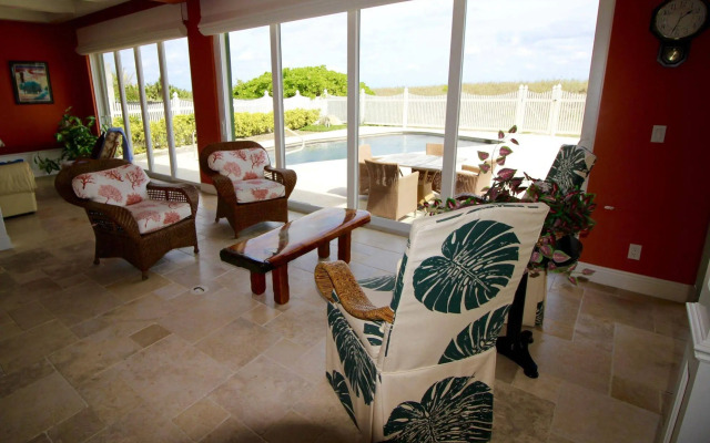 Luxury Oceanfront Estate
