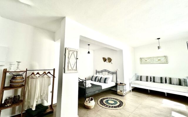 Aeron suites