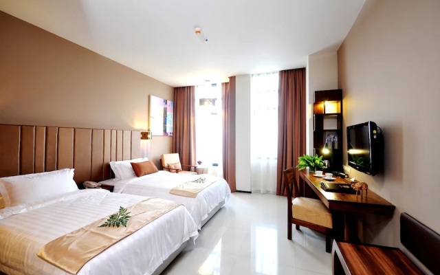 Best Western Plus Grand Howard